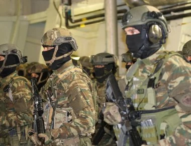 Μέδουσα: Ξεκινά η κοινή στρατιωτική άσκηση Ελλάδας-Αιγύπτου με υποβρύχια, ελικόπτερα, φρεγάτες